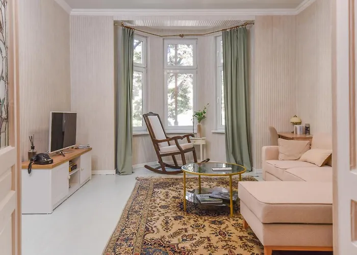 Spacious Vintage 2br, 2bath By Flat Mаnager Sofia