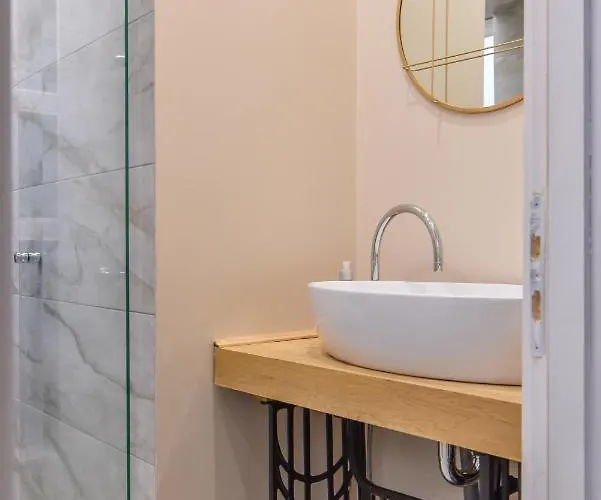 Appartement Spacious Vintage 2br, 2bath By Flat Mаnager