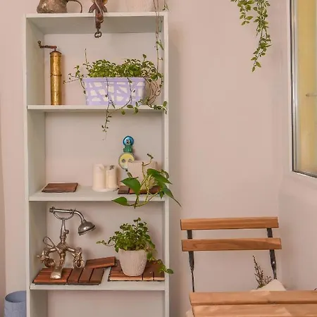 아파트 Spacious Vintage 2br, 2bath By Flat Mаnager